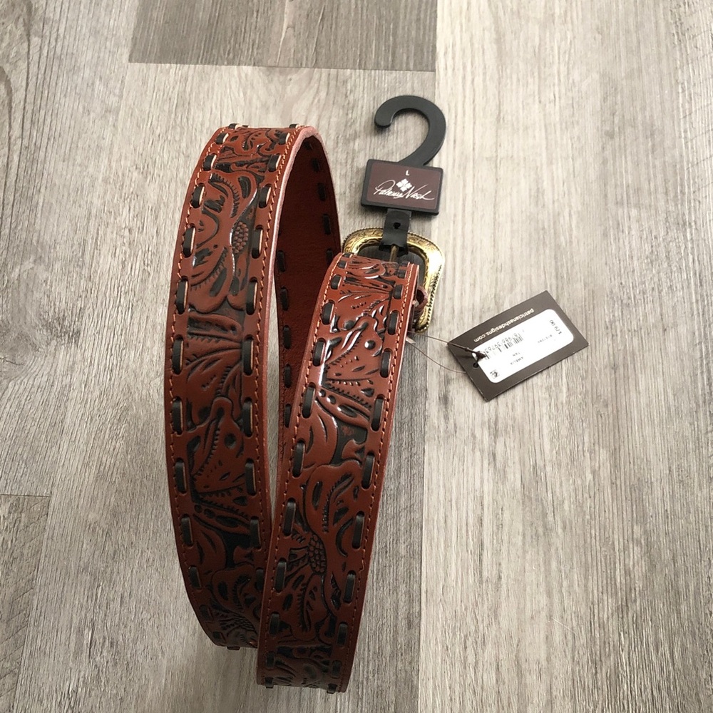 Patricia Nash Amelia Embossed Leather Belt Color Tan Gold Tone Buckle Size L NWT